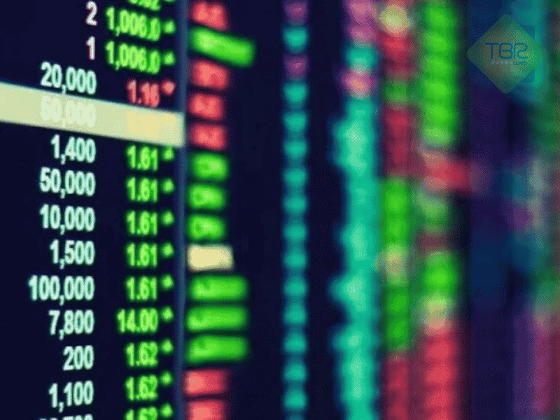 Ibovespa sobe 2,41% após 11 quedas consecutivas; dólar recua 0,79%